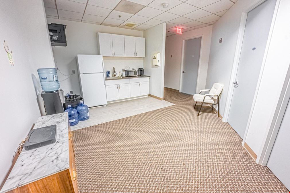 LocalWorks Alexandria - 5290 Shawnee Rd