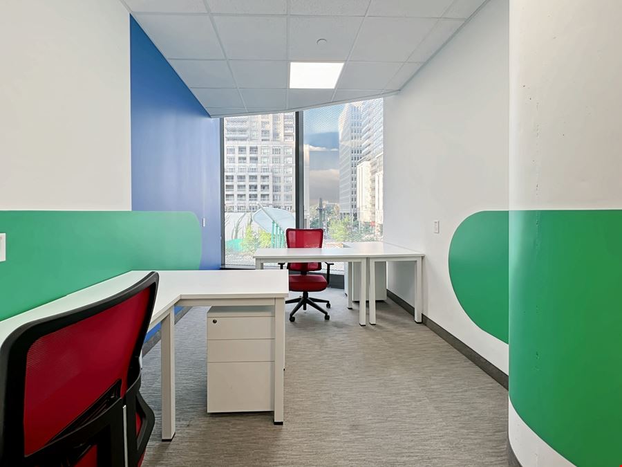 ON, Toronto - Wellesley Street West