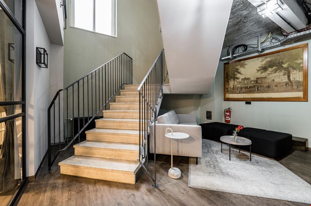 THE GATE - TOR 177. Front