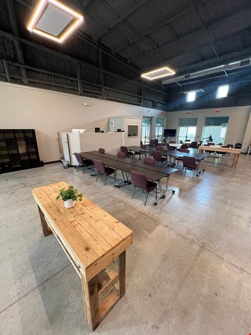 Dwell Coworking - Manchaca