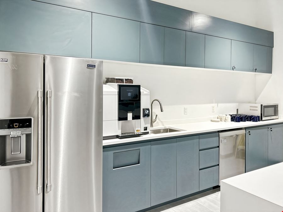 ON, Toronto - Powerhouse St