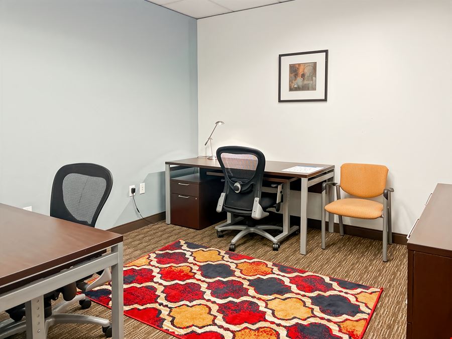 WA, Mountlake Terrace - Redstone Corporate Center