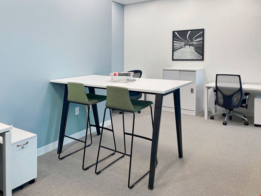 NC, Raleigh - Spaces Crabtree Terrace