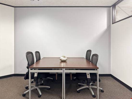 LA, New Orleans - Energy Centre Building