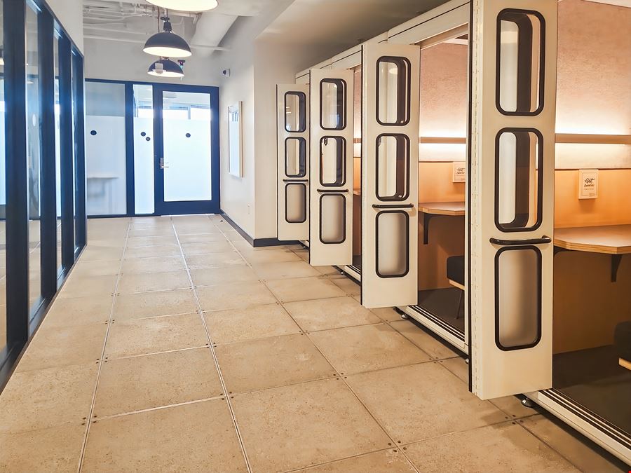 TX, The Woodlands - 1725 Hughes Landing Blvd.