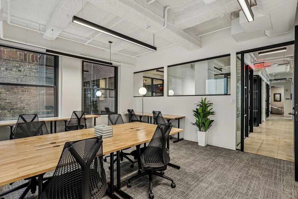 Industrious - 386 Park Ave S