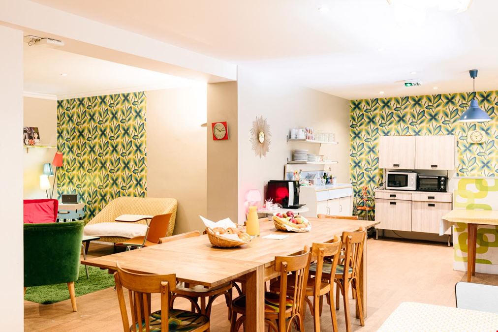 Le 10h10 Café & Coworking