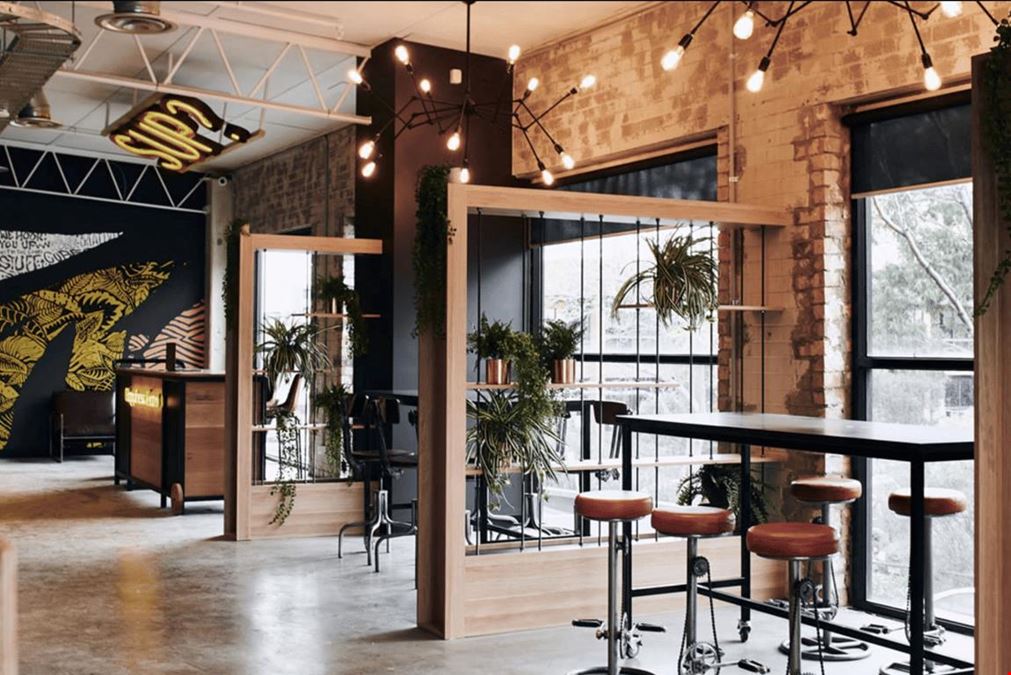 CreativeCubes.Co - Hawthorn