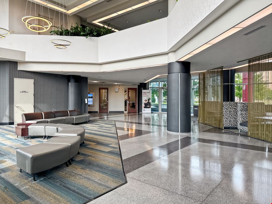 MN, Brooklyn Center - N Summit Dr