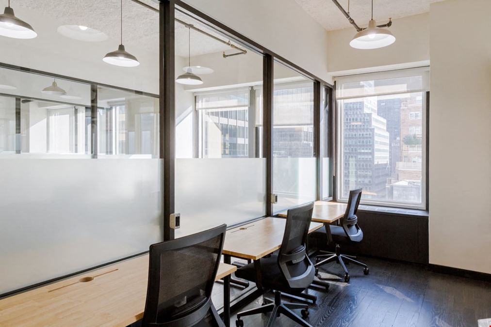 Industrious - 261 Madison Ave