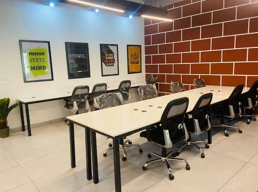 SupremeWork - Coworking - Sector 16