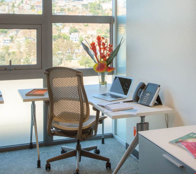 IOS Offices Via Corporativo Tijuana