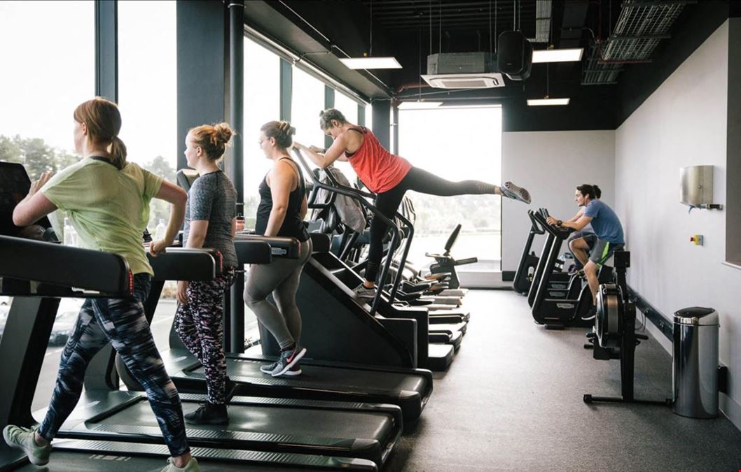 Village Hotels - Leeds North