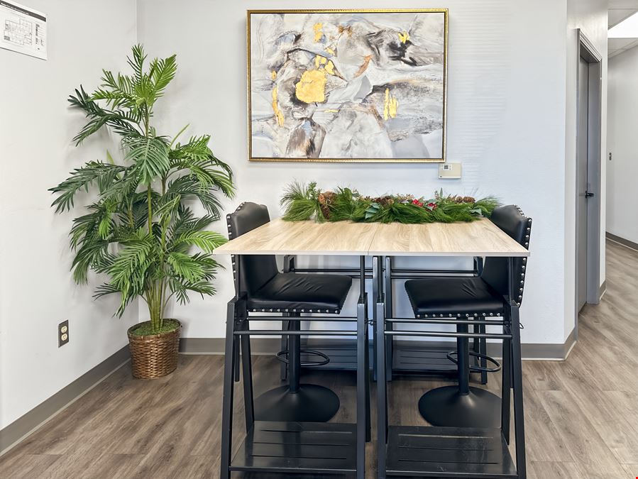 Regus - Albuquerque - Riverside Plaza Ln