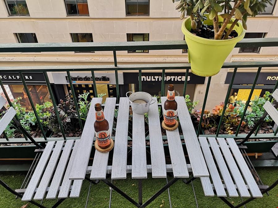 WorkINcompany - Coworking Seville