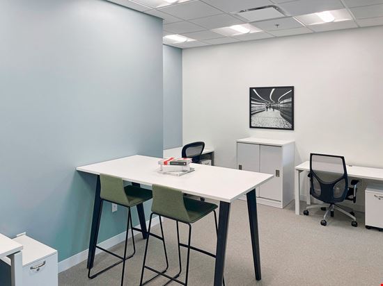 NC, Raleigh - Spaces Crabtree Terrace