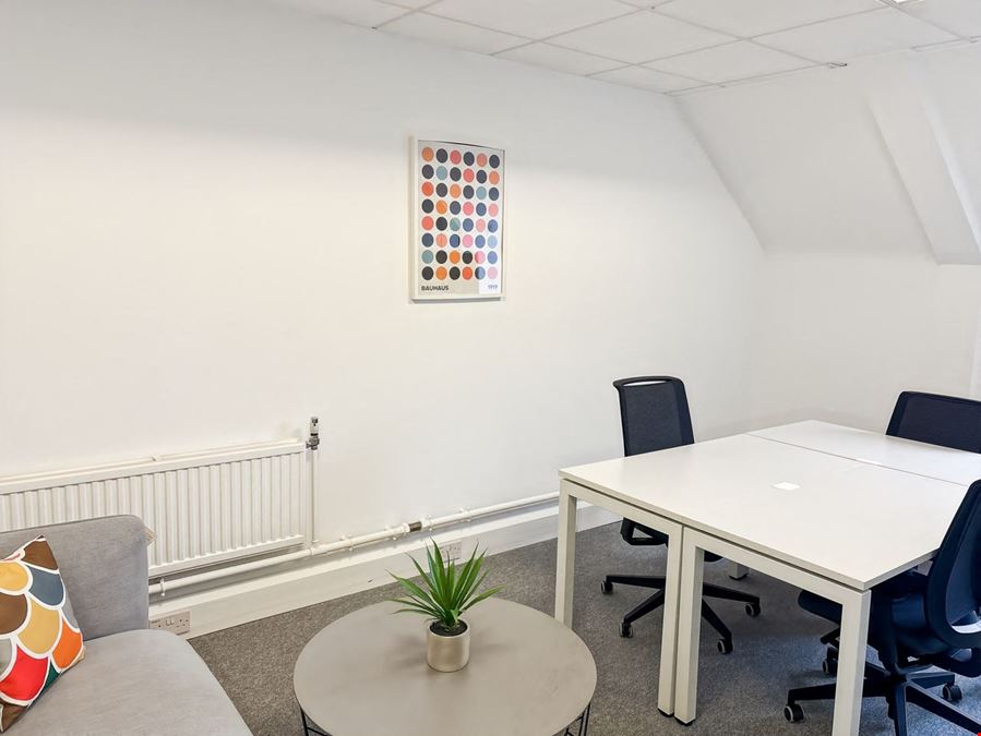 Regus - Winchester Crown Walk