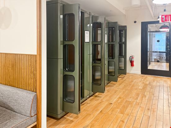 NY, New York - Met Tower