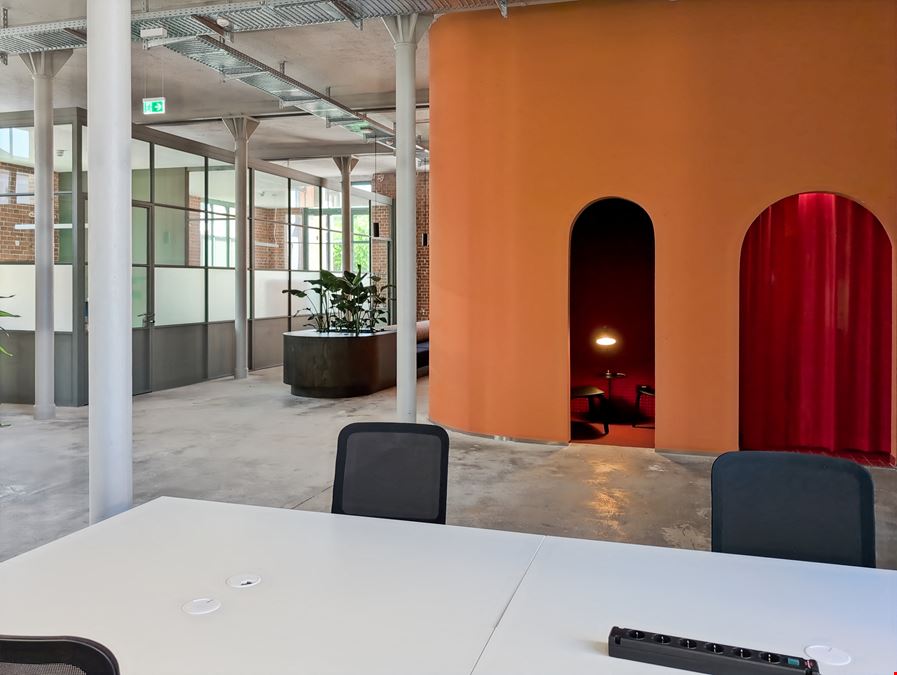 Spaces - Die Fabrik