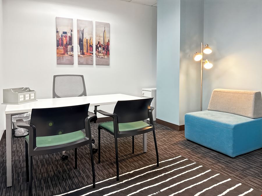 CA, Los Angeles - 12100 Wilshire Blvd