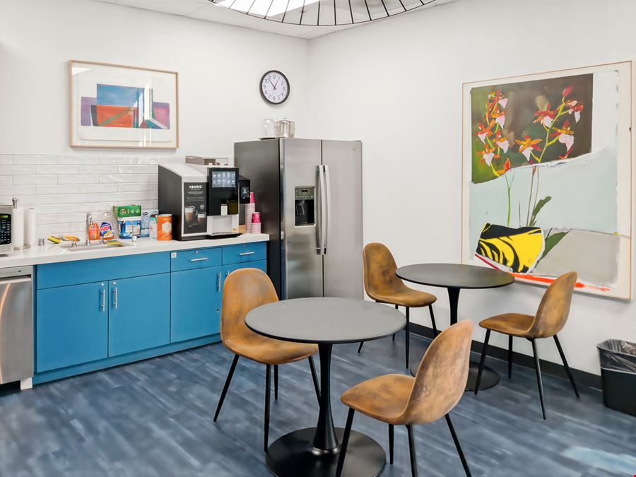 CA, Cypress - Walker St