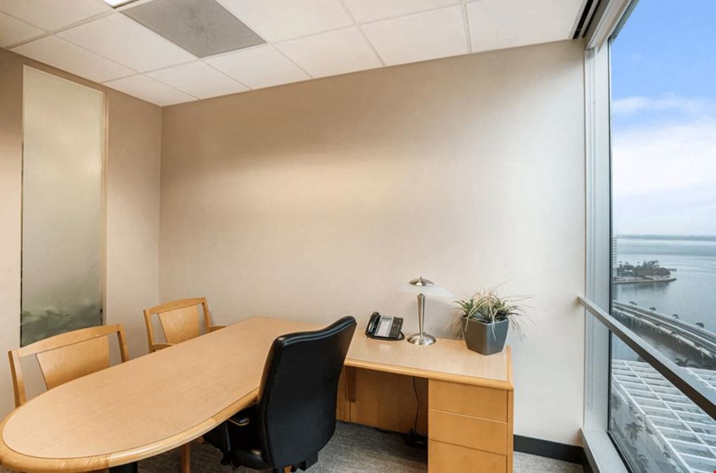 Office Edge - Miami