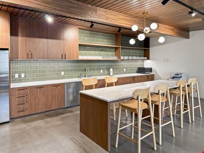 Regus - San Diego - 225 Broadway