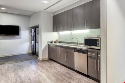 The Pinnacle Building