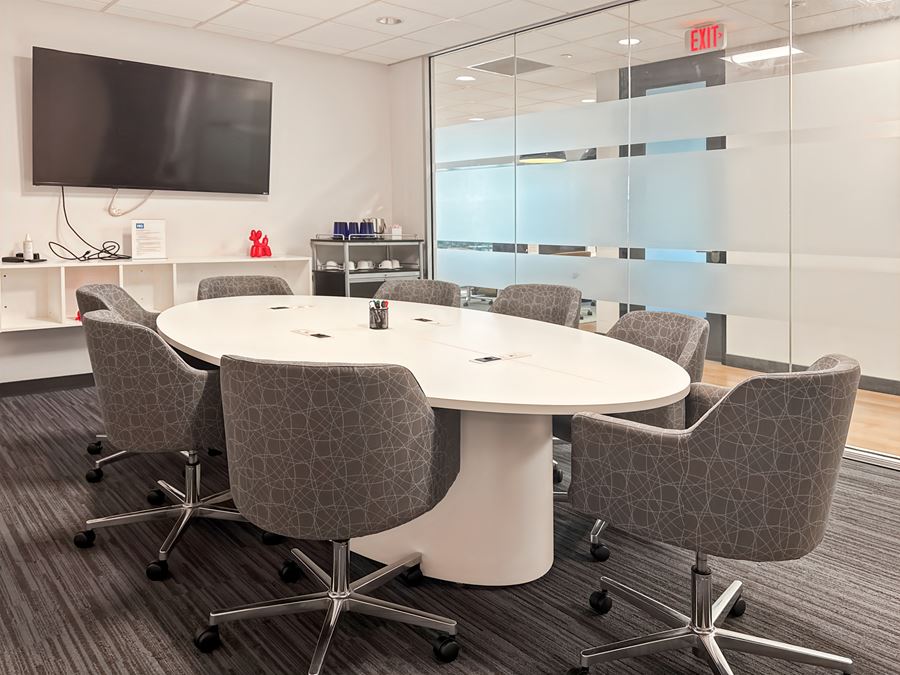 LA, New Orleans - Place St. Charles