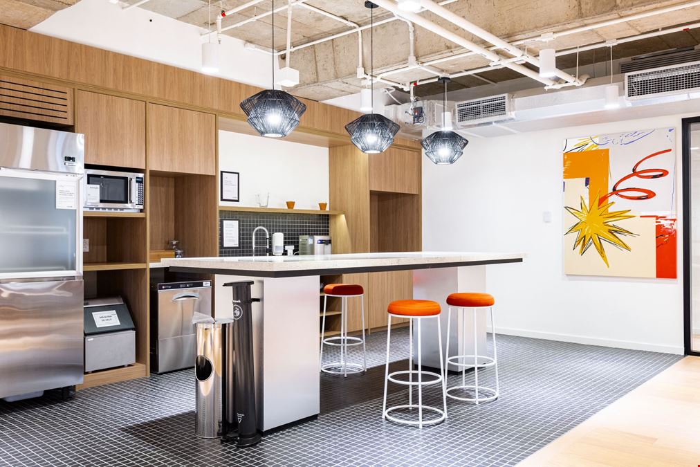 Nações Unidas 12995