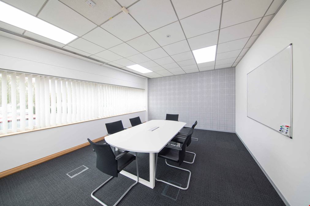 Regus - Aztec West