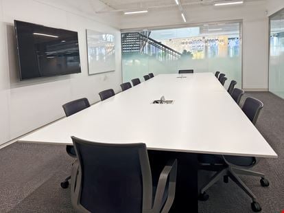 Spaces - Washington - 800 Maine Avenue