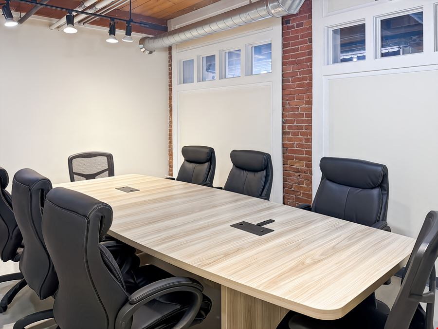 Regus - Tilton - W Main St