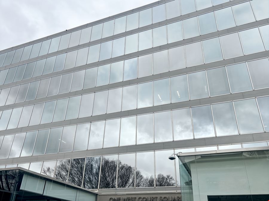 Regus - Decatur - One West Court Square