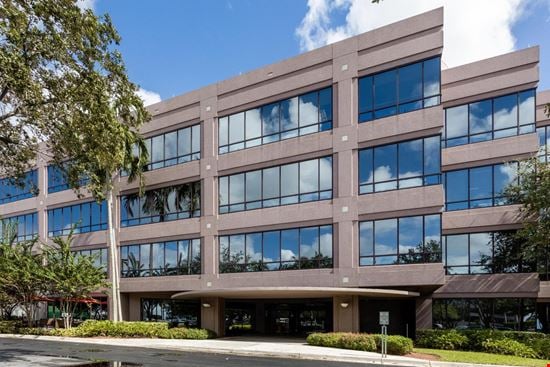 FL, Miami Airport - Waterford