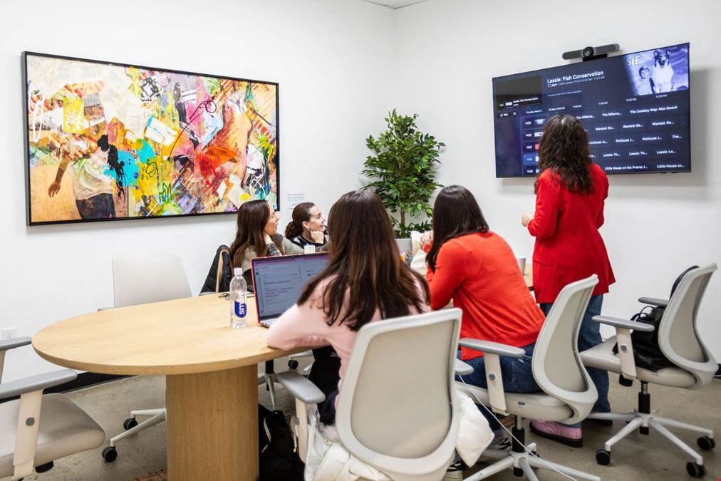 6 Person Conference Room