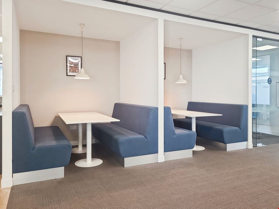 Regus - Derby Square