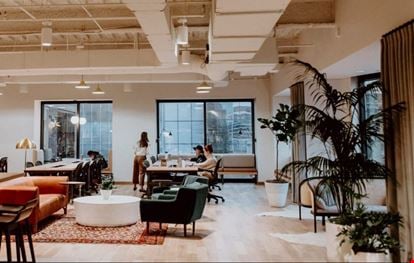 Common Desk - Dallas Arts District