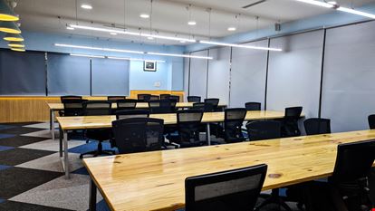 Bhive Workspace - HoneyKomb AKR TechPark