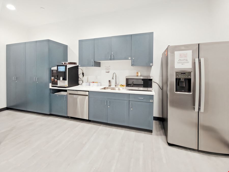 WI, Franklin - Ballpark Dr