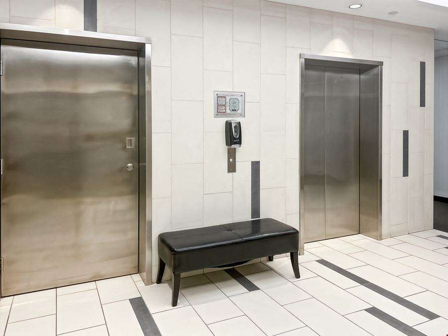 Regus - Saint Laurent - Ville St-Laurent