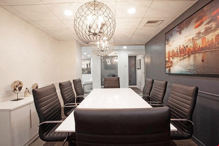 8 Person Meeting Room B - Medium