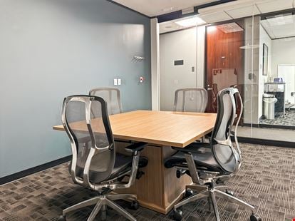 LA, New Orleans - Energy Centre Building