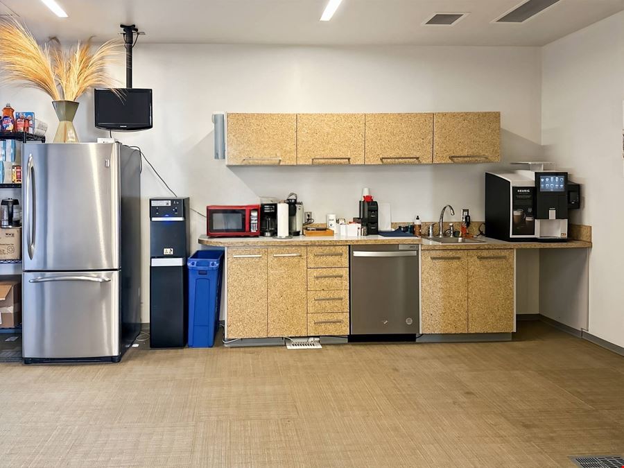 ID, Meridian - W Overland Road