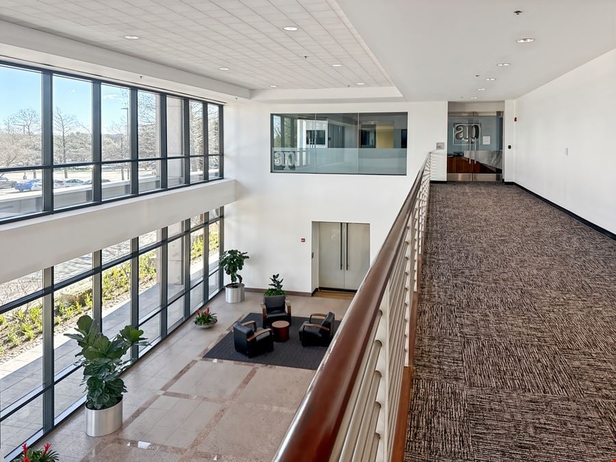 Regus - Richardson - North Collins Blvd