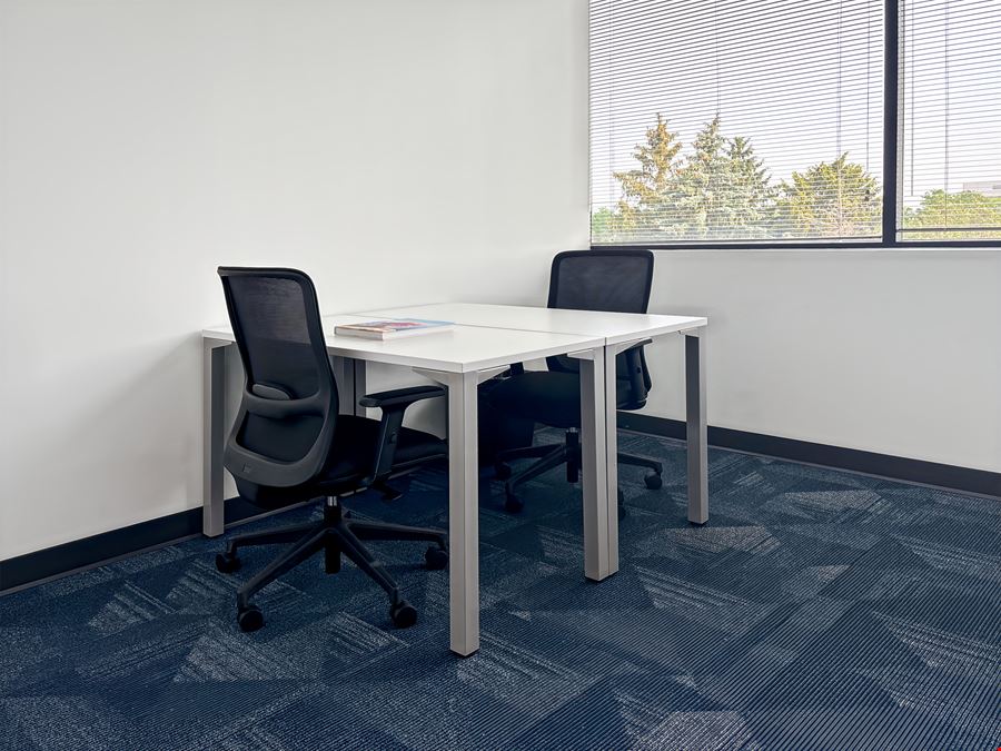 IL, Naperville - Wall St