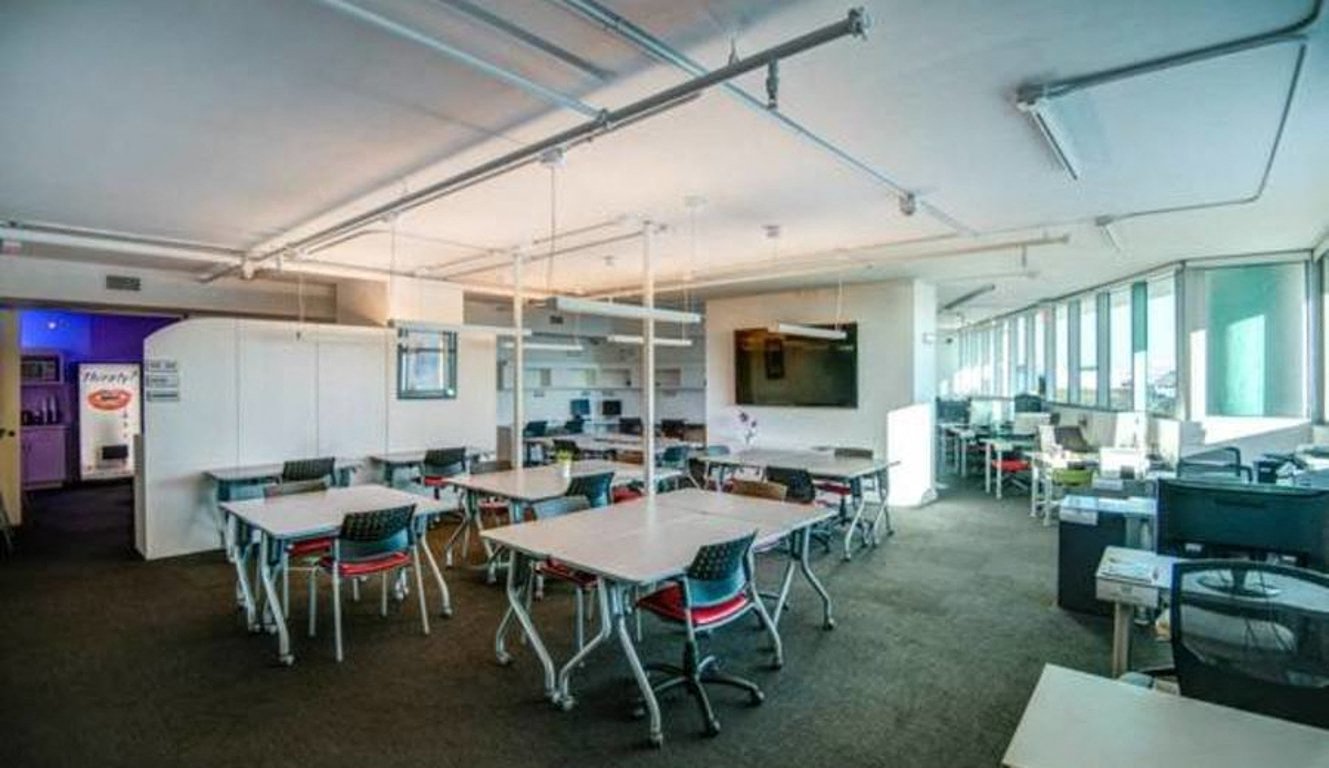 Open Desk Coworking