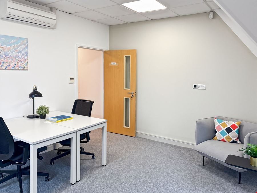 Regus - Winchester Crown Walk