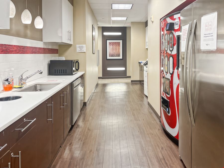 Regus - East Rutherford – Meadowlands