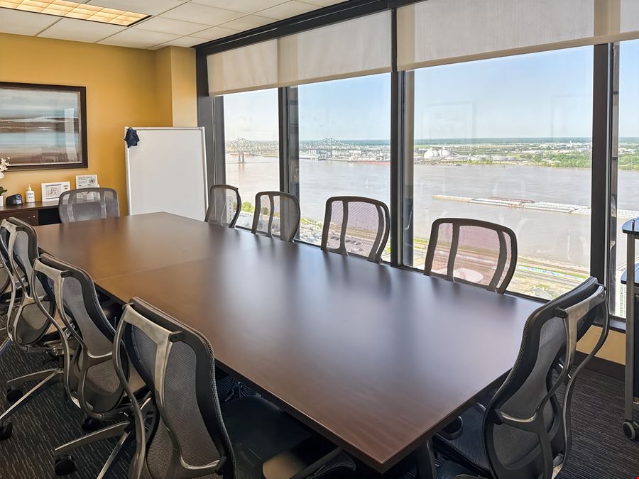 LA, Baton Rouge - Downtown - One American Place